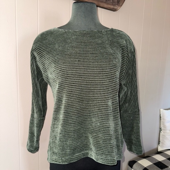 Chenault • Chenille Sweater - Picture 9 of 10